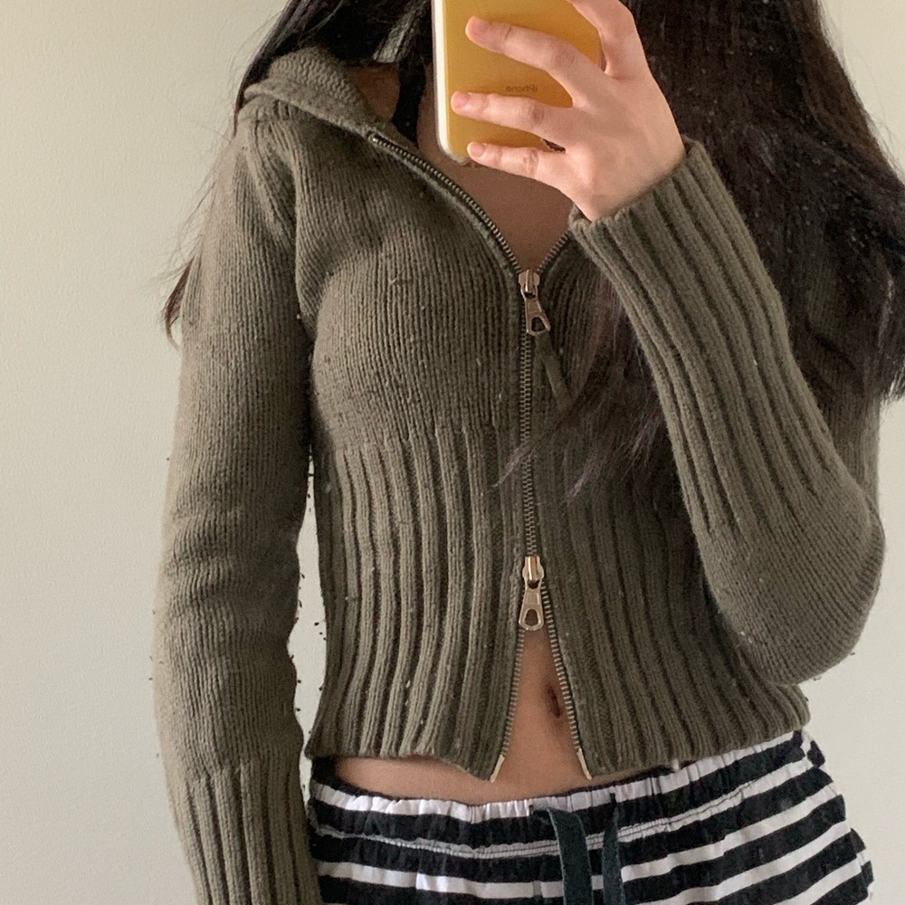 cropped zip up - Picture 3 of 3